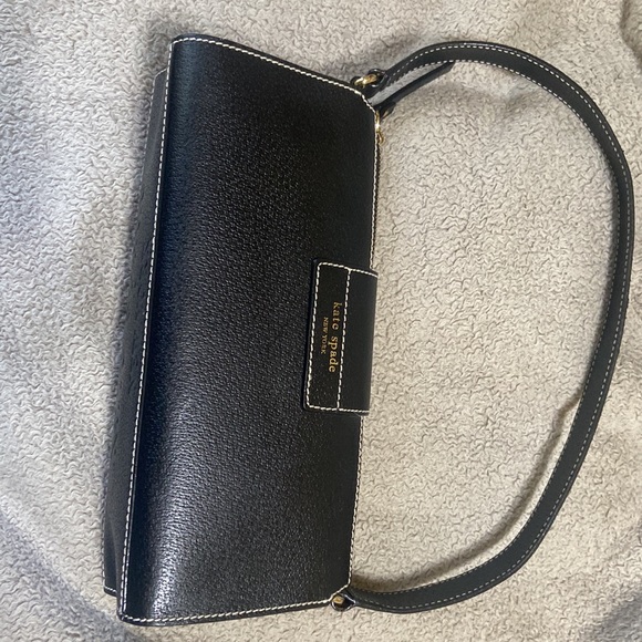 Barely used black Kate spade purse - Picture 3 of 3